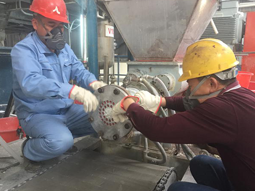 岳阳凯达科技开发有限责任公司,油加氢催化剂载体销售,干胶粉生产,吸附剂销售